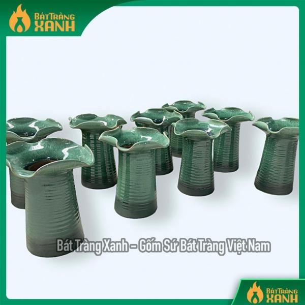 Lọ Bình Cắm Hoa Mặt Hồ Miệng Lá Men Thiên Thanh Gốm Sứ Bát Tràng Lọ Bình Cắm Hoa Mặt Hồ Miệng Lá Men Thiên Thanh Gốm Sứ Bát Tràng