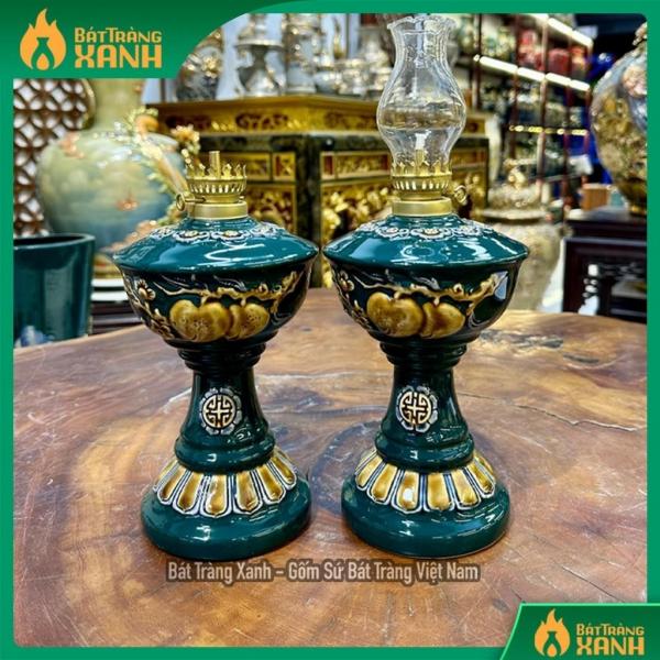 Đèn Dầu Sứ Đắp Nổi Bát Tràng, Men Xanh Lục Bảo, Đèn Dầu Châm Hương Đèn Dầu Sứ Đắp Nổi Bát Tràng, Men Xanh Lục Bảo, Đèn Dầu Châm Hương