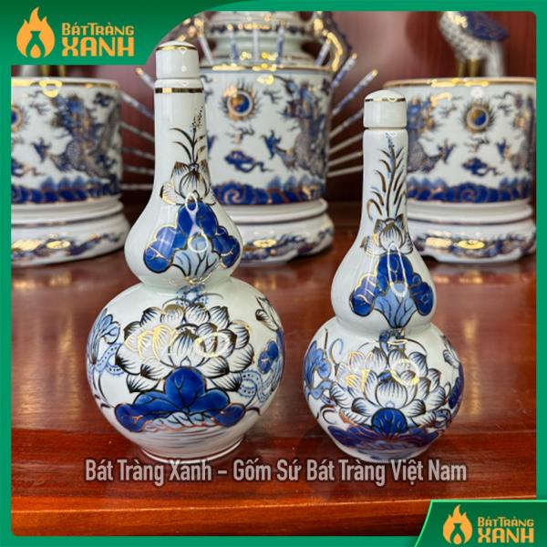 Nậm Rượu Thờ Cúng Vẽ Vàng Bát Tràng, Nậm thờ hoạ tiết sen men lam Nậm Rượu Thờ Cúng Vẽ Vàng Bát Tràng, Nậm thờ hoạ tiết sen men lam